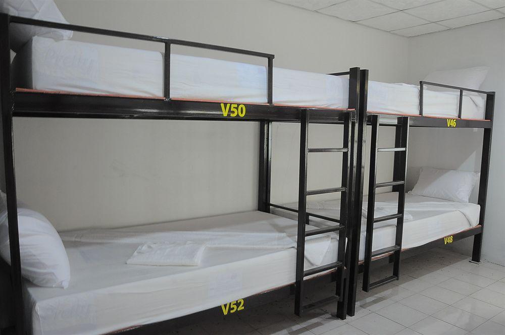 Mickey Hostel Хаад Рин Экстерьер фото