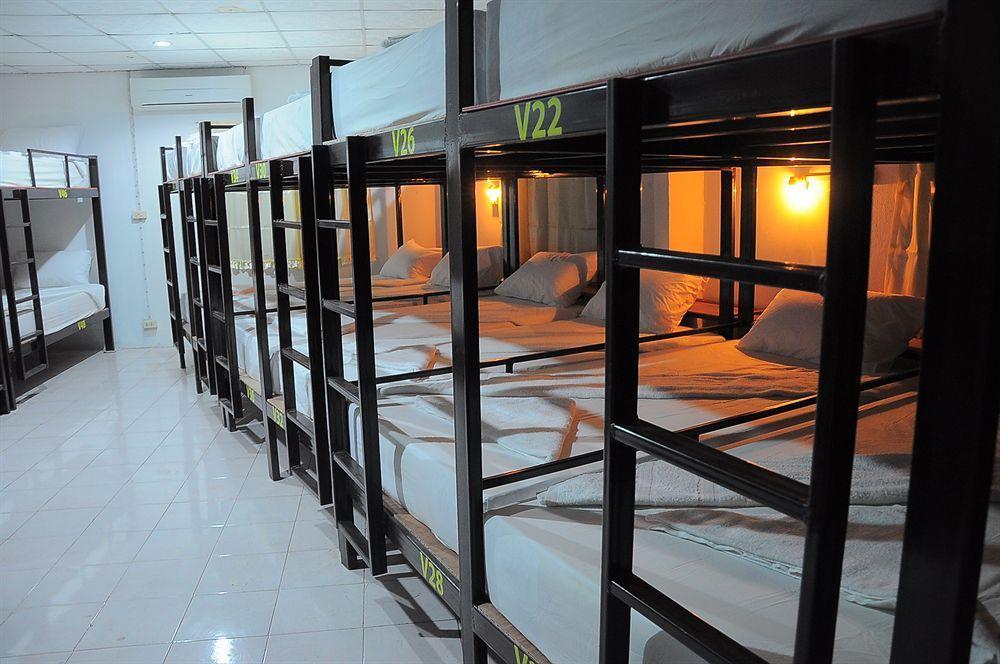 Mickey Hostel Хаад Рин Экстерьер фото